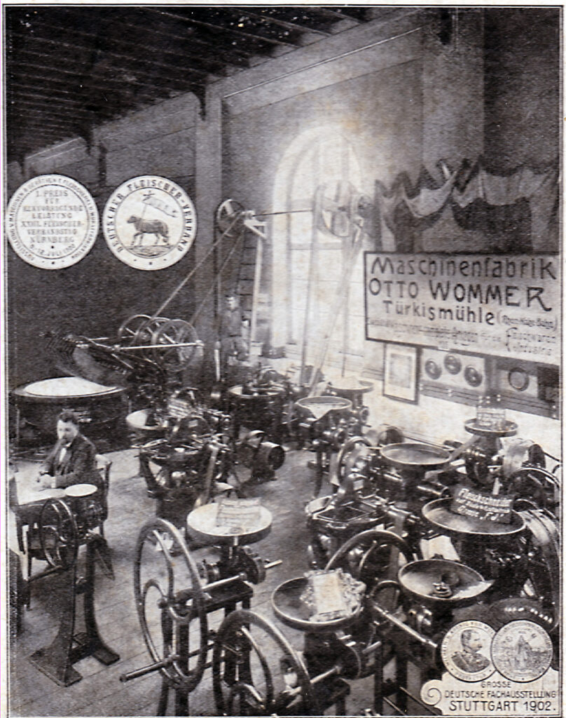 Ausstellung Maschinenfabrik Otto Wommer auf der Deutschen Fachausstellung in Stuttgart 1902