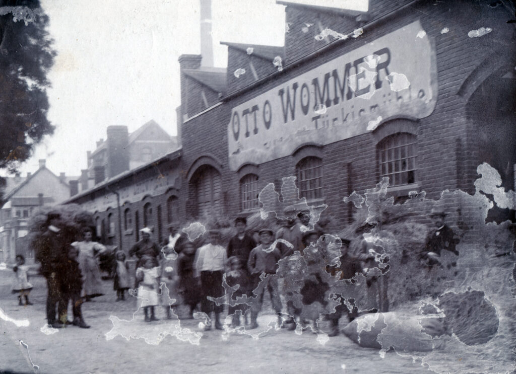 Foto mit Ansicht des Zentralheizungswerks und Maschinenfabrik Türkismühle