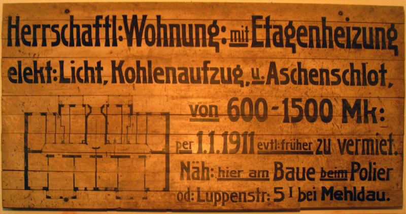 Holztafel zur Erstvermietung